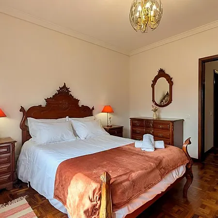 Casa Bartolomeu - Elegant Near בית נופש אבאירו