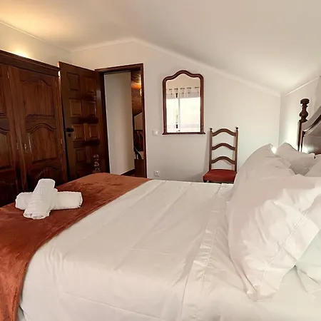 Casa Bartolomeu - Elegant Near בית נופש אבאירו